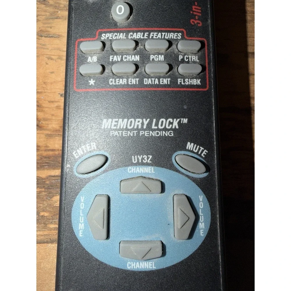 US ELECTRONICS 139050012113 017 3-IN-1 MEMORY LOCK Remote Control Cable Tested